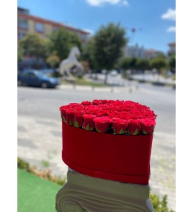 büyük boy kalp kutu gül